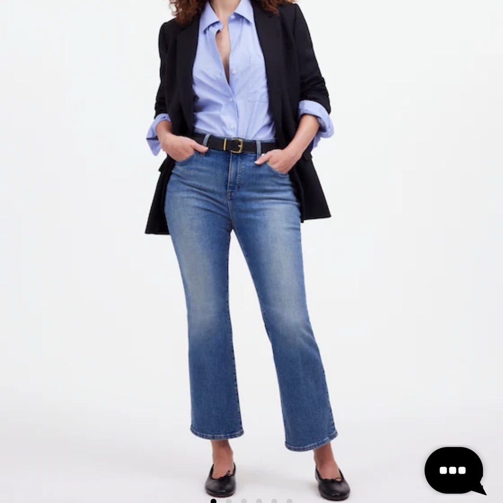 Madewell Cuvy Kickout Crop Jeans